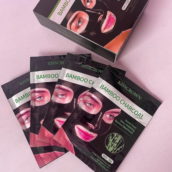 Mascarilla Carbón Activado Puntos Negros (Grande)