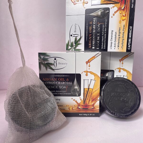Jabón Facial con Carbón Activado Beauty - Imagen 3