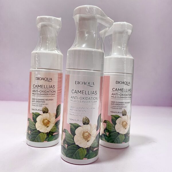 Limpiador Facial Foam de Camelias Bioaqua - Imagen 2
