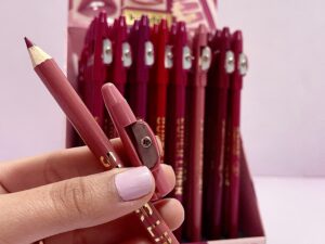 Lápiz Delineador de Labios Karité